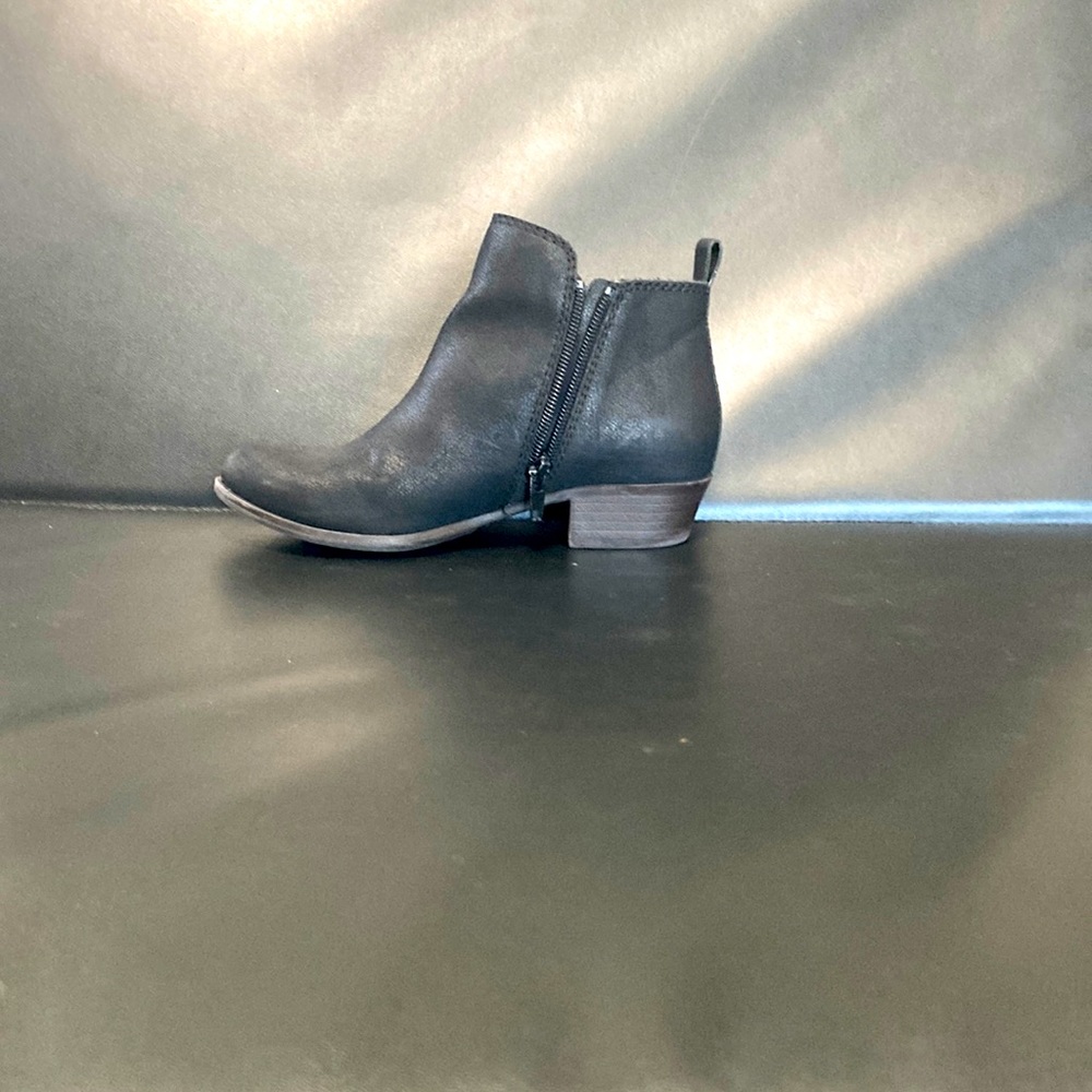 Black lucky brand boots